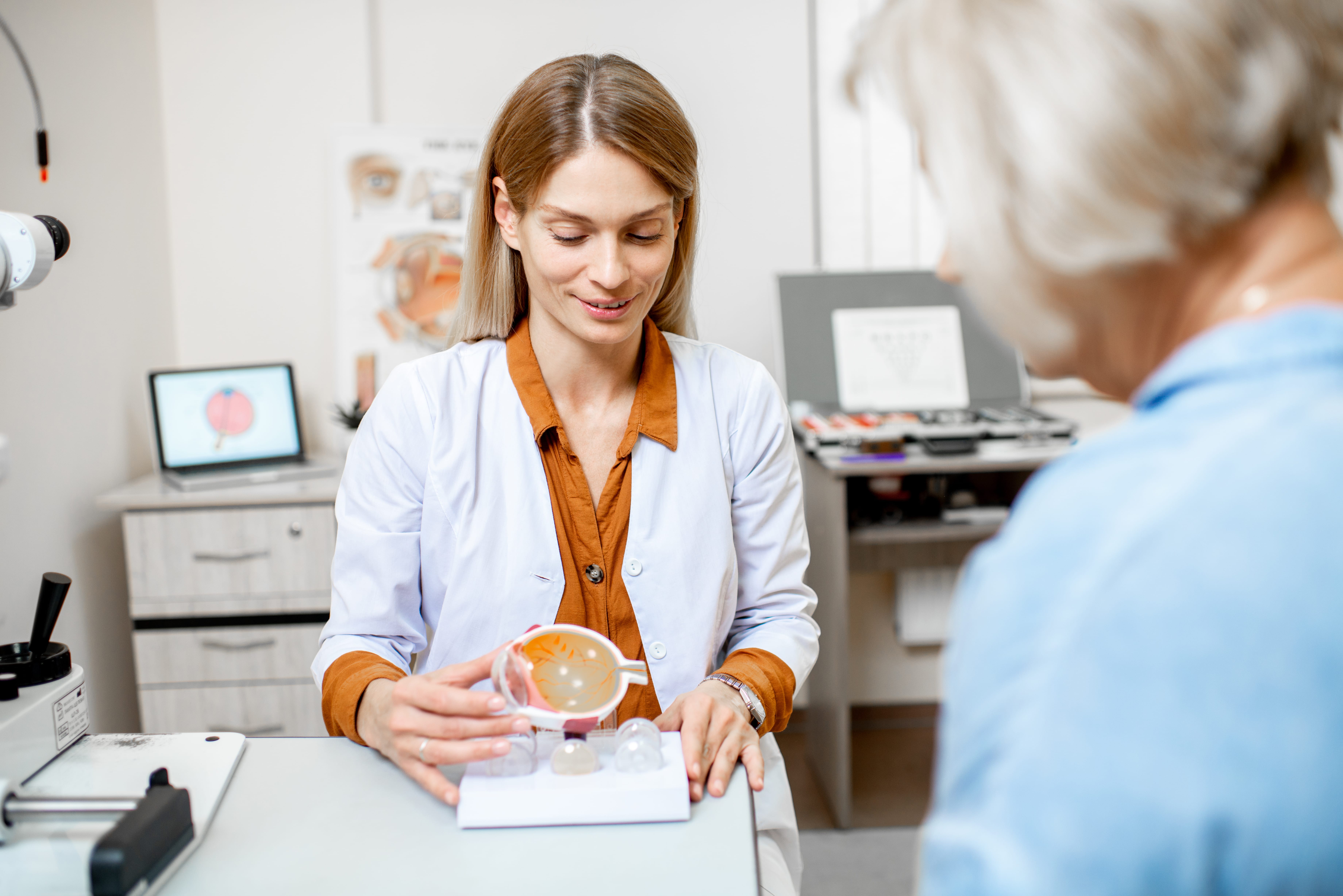 Qual a diferença entre miopia e astigmatismo?