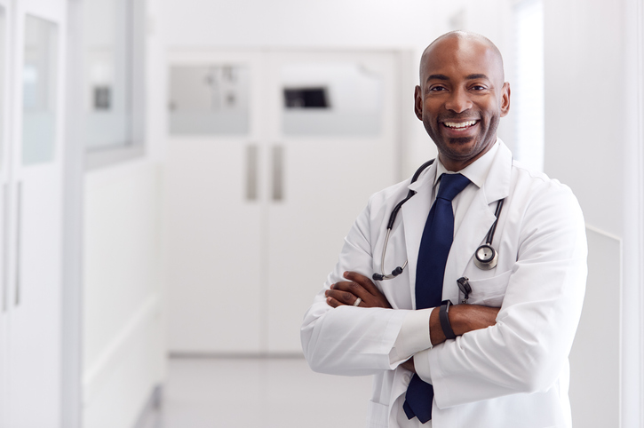 Cirurgia refrativa: entenda o procedimento