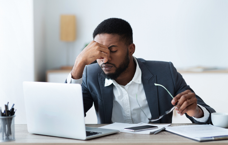 Como o meu ambiente de trabalho pode influenciar na minha saúde ocular?